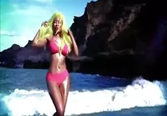 It fits! Buttock!. Uncensored (18+)
