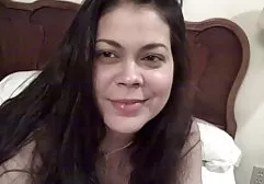 Uzbek woman sucks