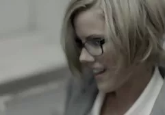 brunette sucks